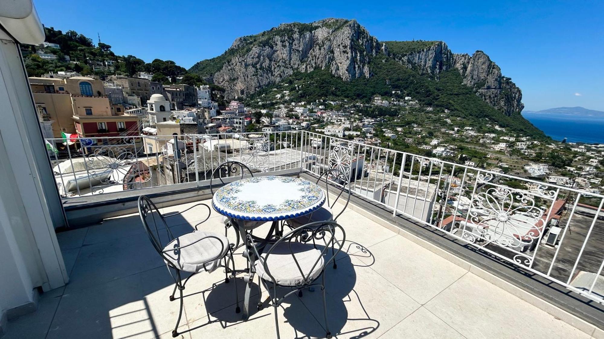 Rooftop Luxury Suite By Caprirooms Exterior foto